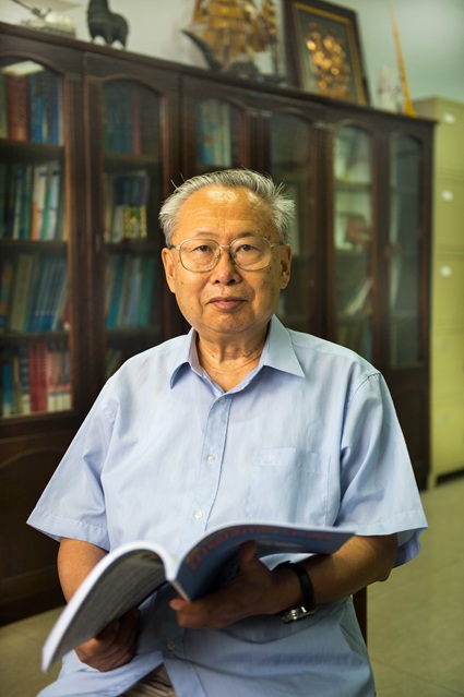 王益群教授